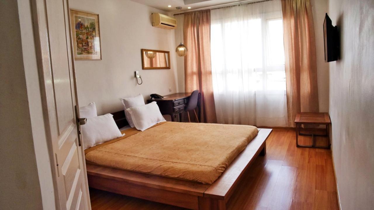 Radama Hotel Antananarivo Buitenkant foto